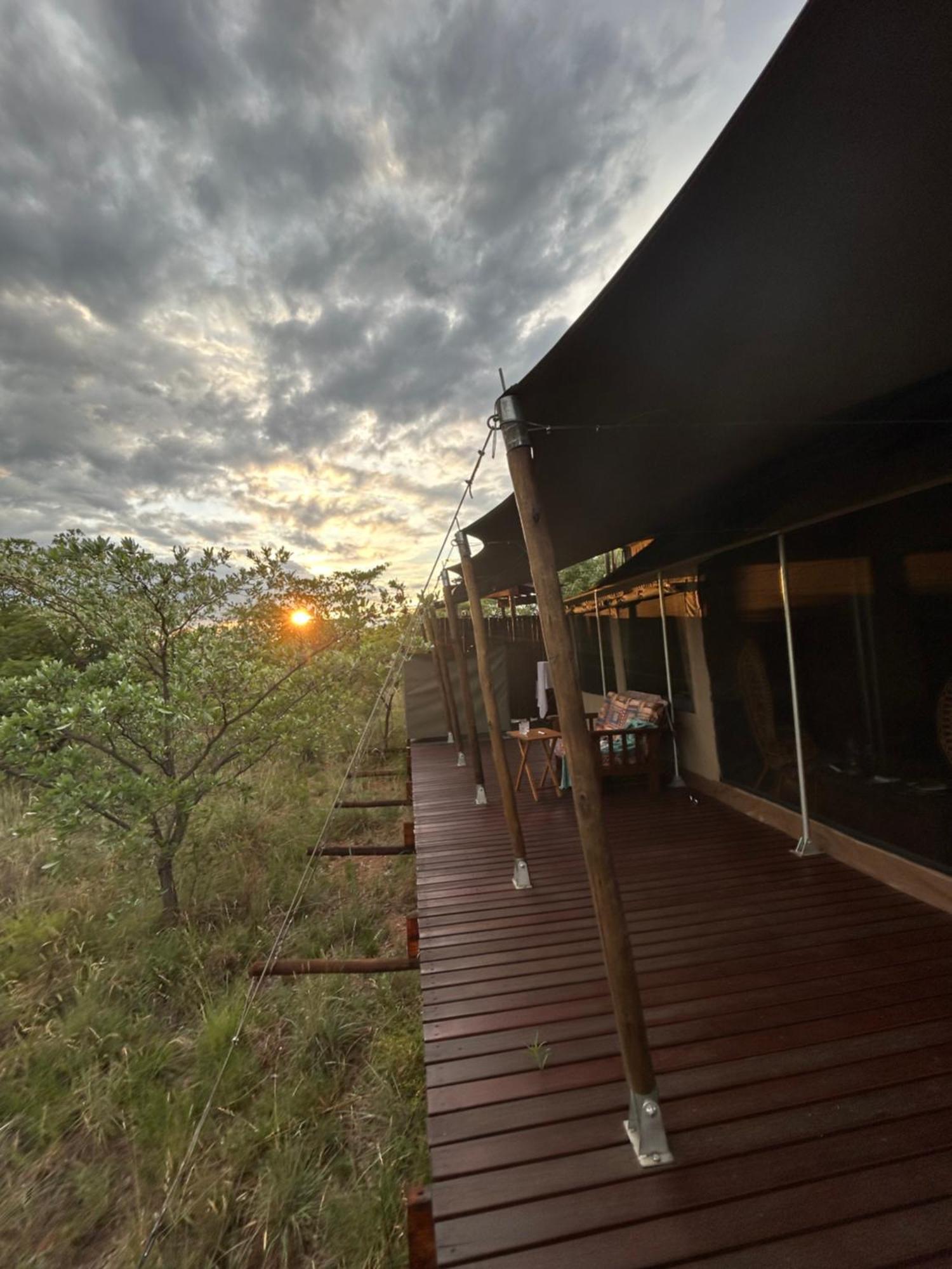 Out In Africa Wildlife Lodge Hammanskraal Dış mekan fotoğraf